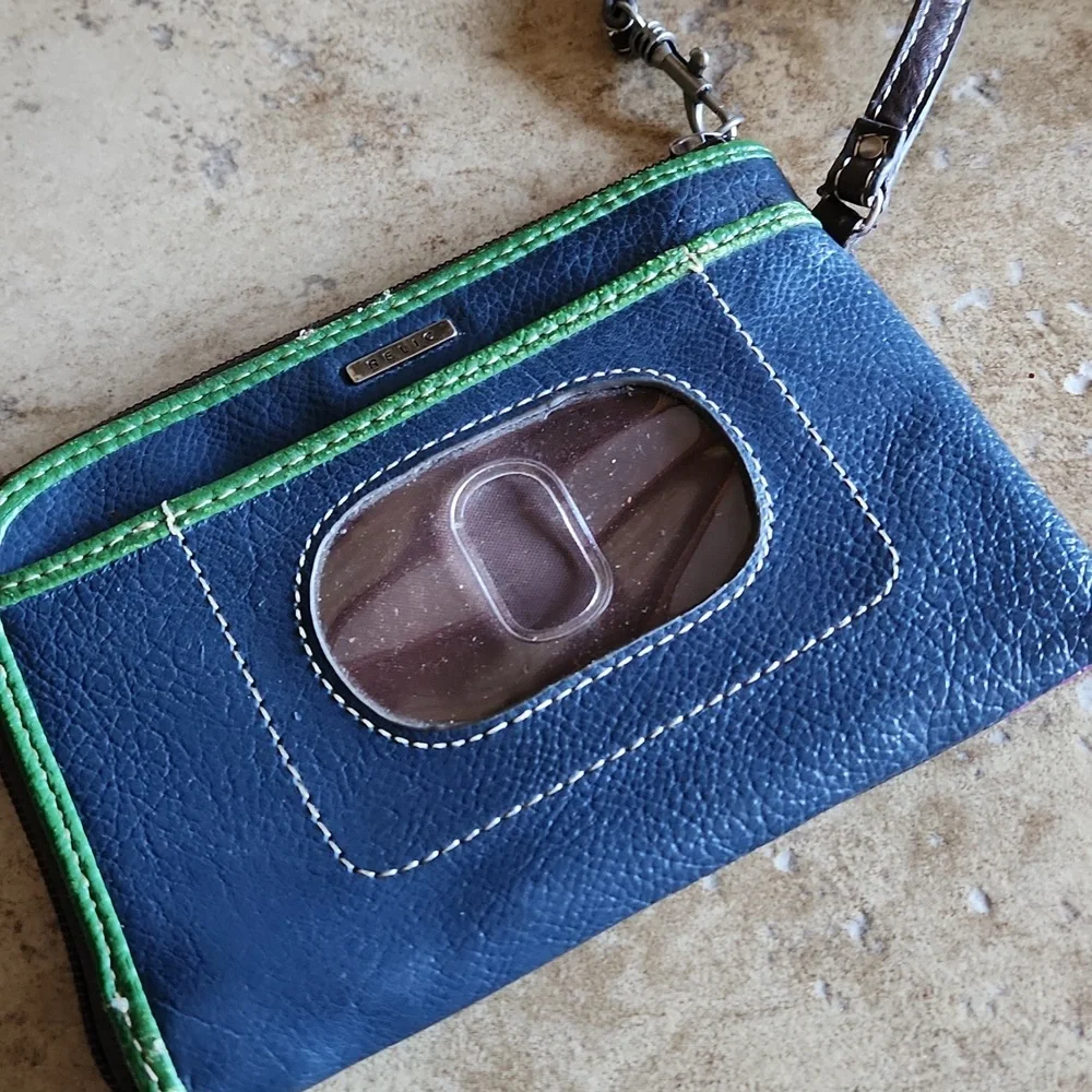 Relic blue and purple butterfly wristlet wallet - Picture 3 of 13